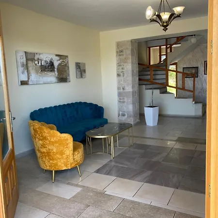 Guri Shengjin فندق